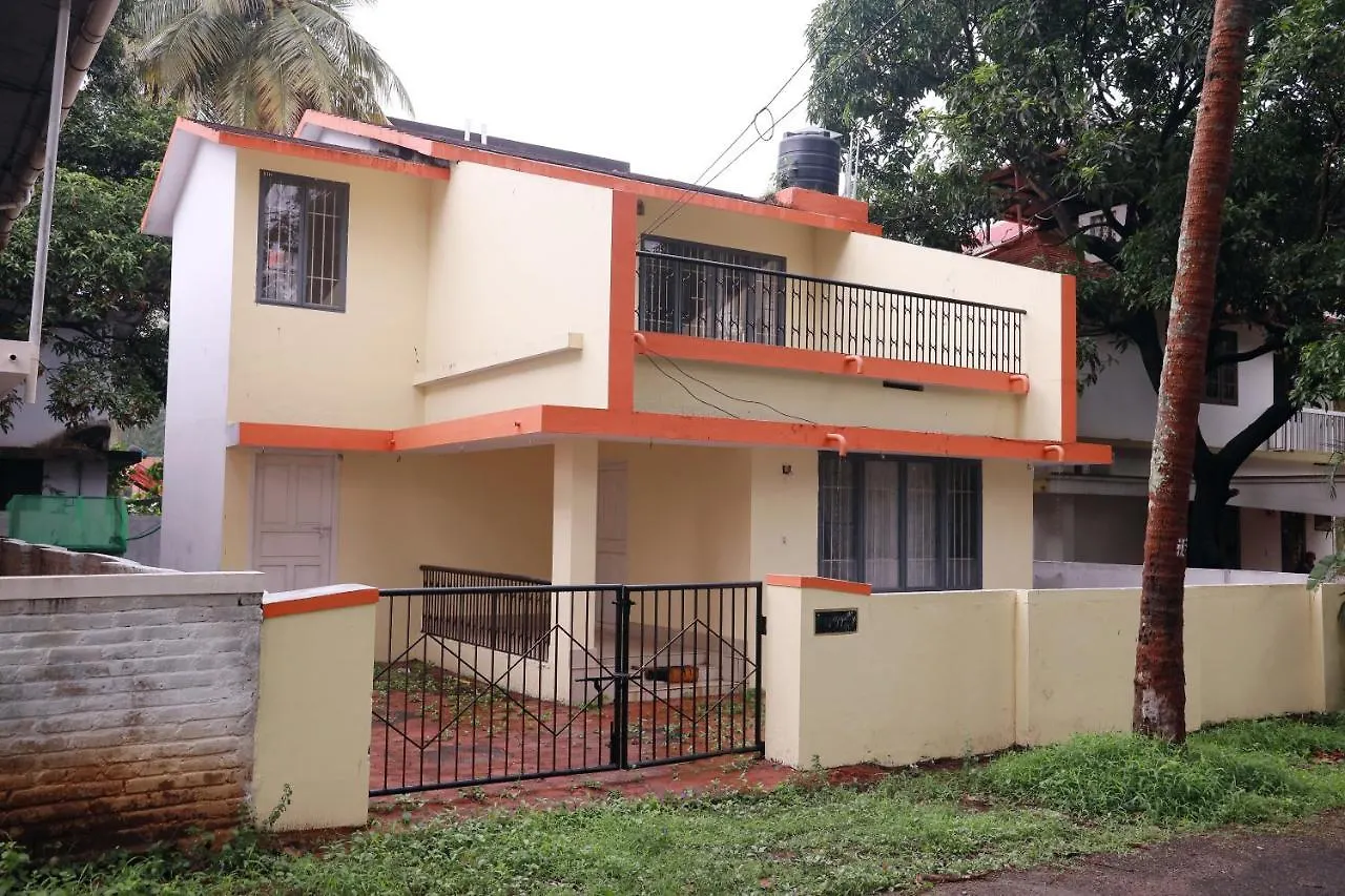 Toms Villa Along National Highway Thrissur At Nadathara
